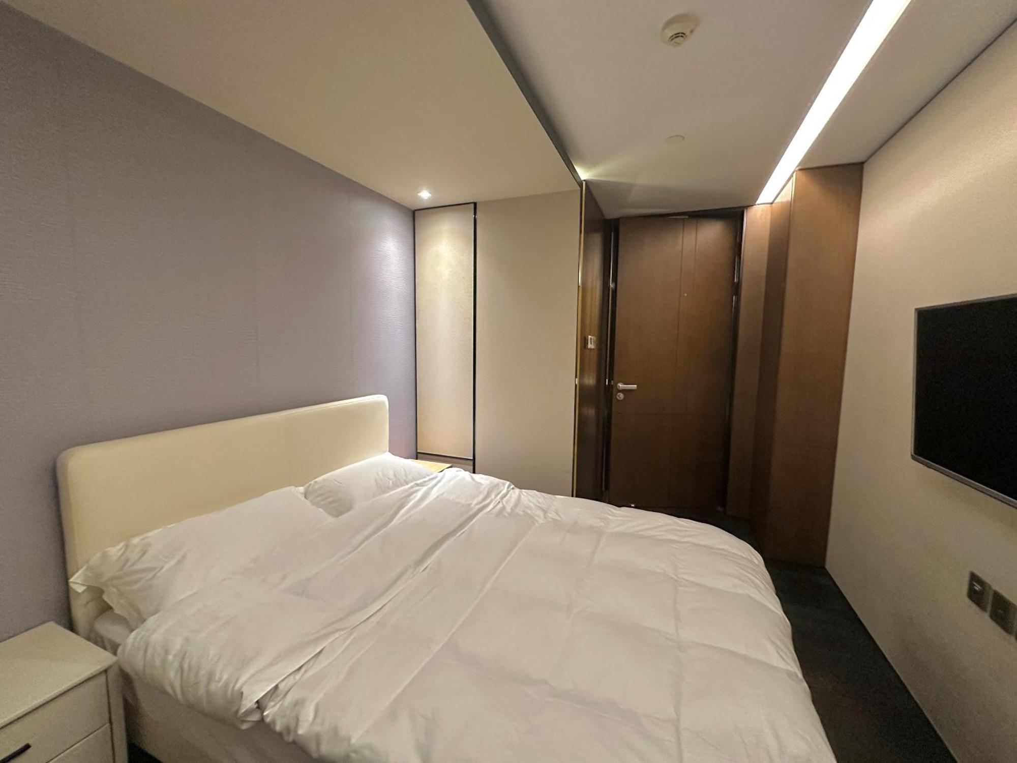 Zhome-Luxury Three-Bedroom Suite-Near The Bund Shanghai Exteriör bild