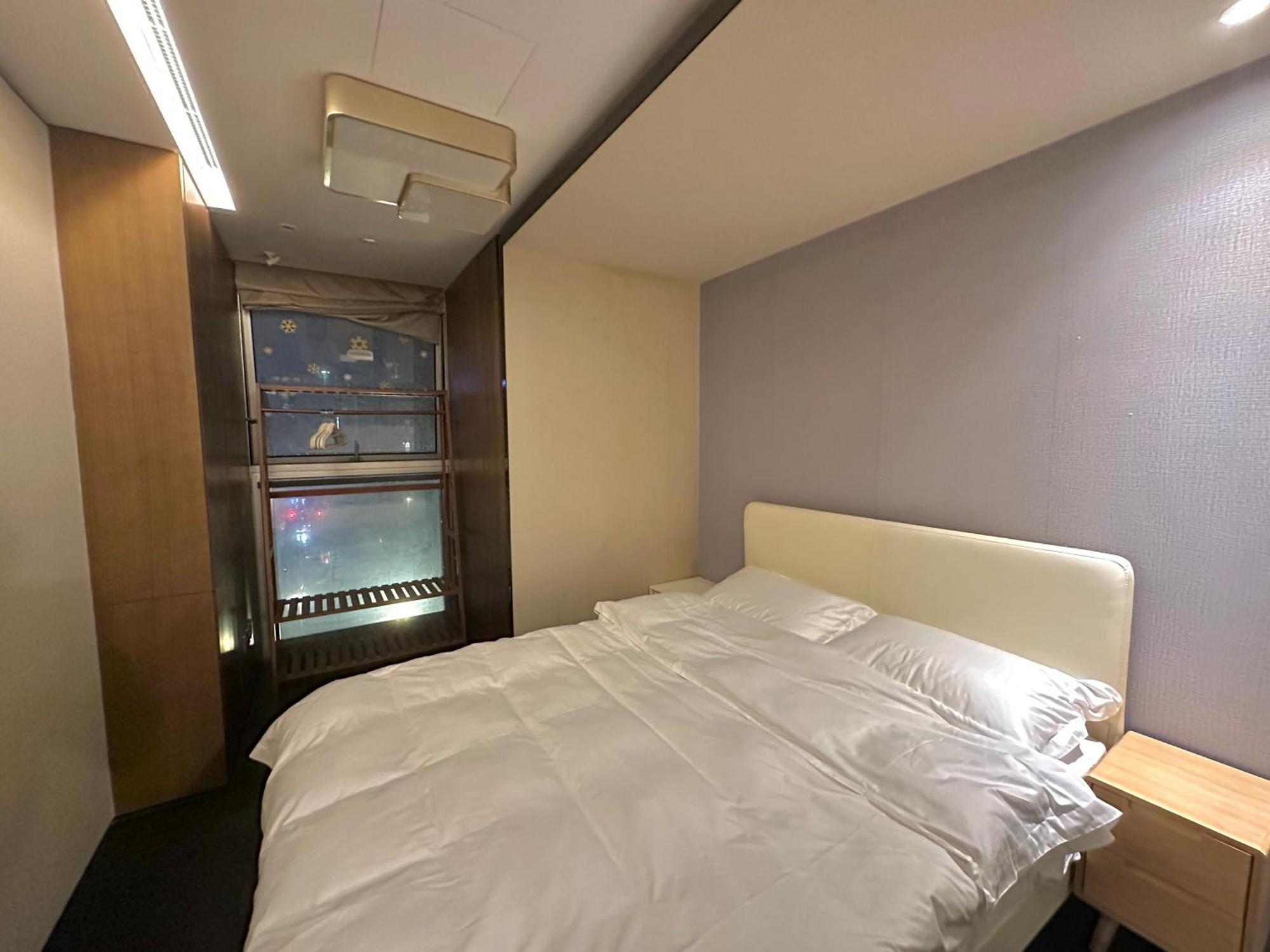 Zhome-Luxury Three-Bedroom Suite-Near The Bund Shanghai Exteriör bild