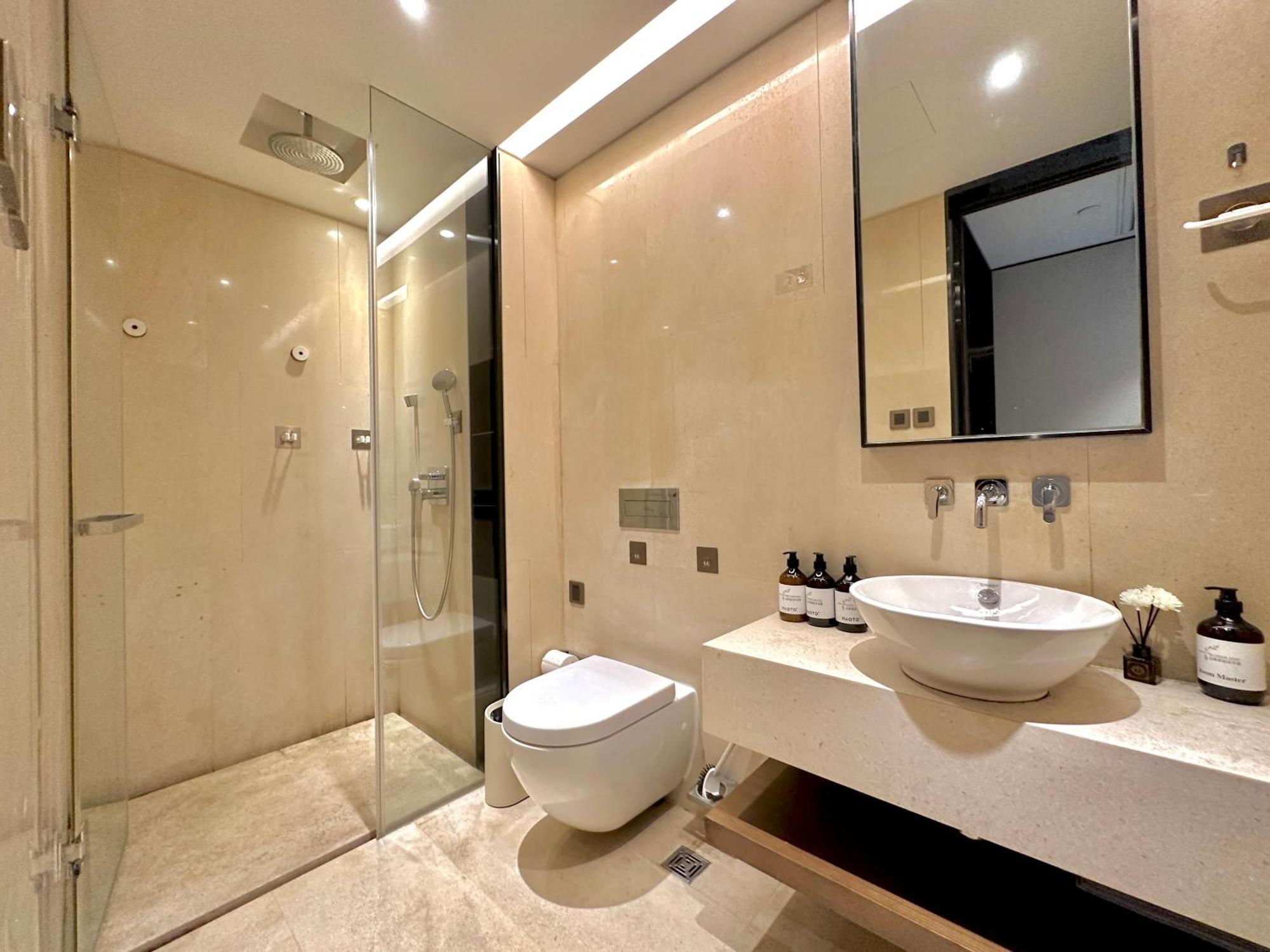 Zhome-Luxury Three-Bedroom Suite-Near The Bund Shanghai Exteriör bild